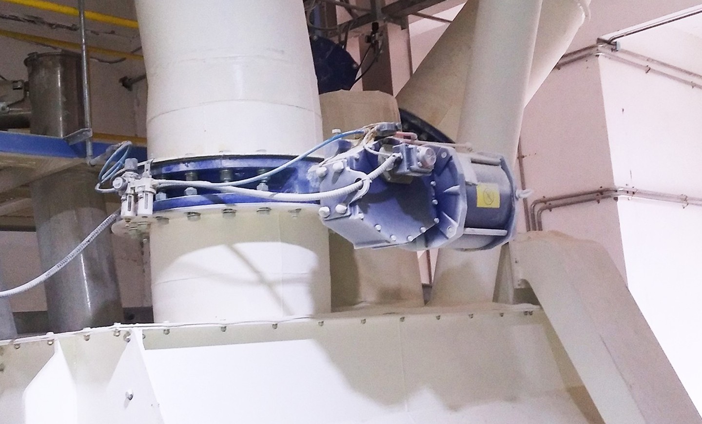 Z-Serisi &Ccedil;ok Turlu Elektrikli Akt&uuml;at&ouml;r Yem End&uuml;strisi