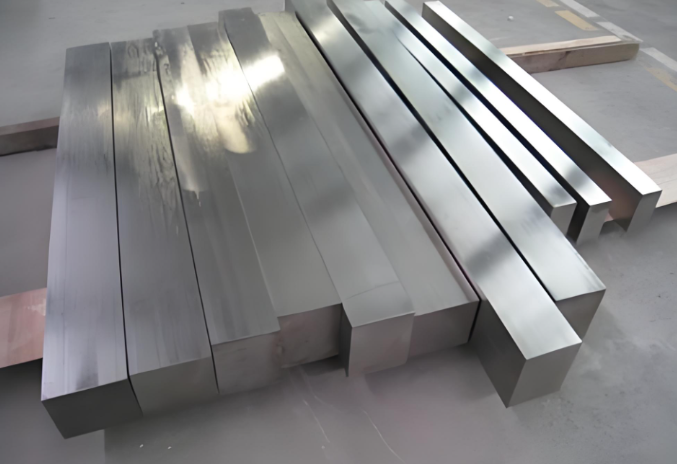 Barre carr&eacute;e en titane