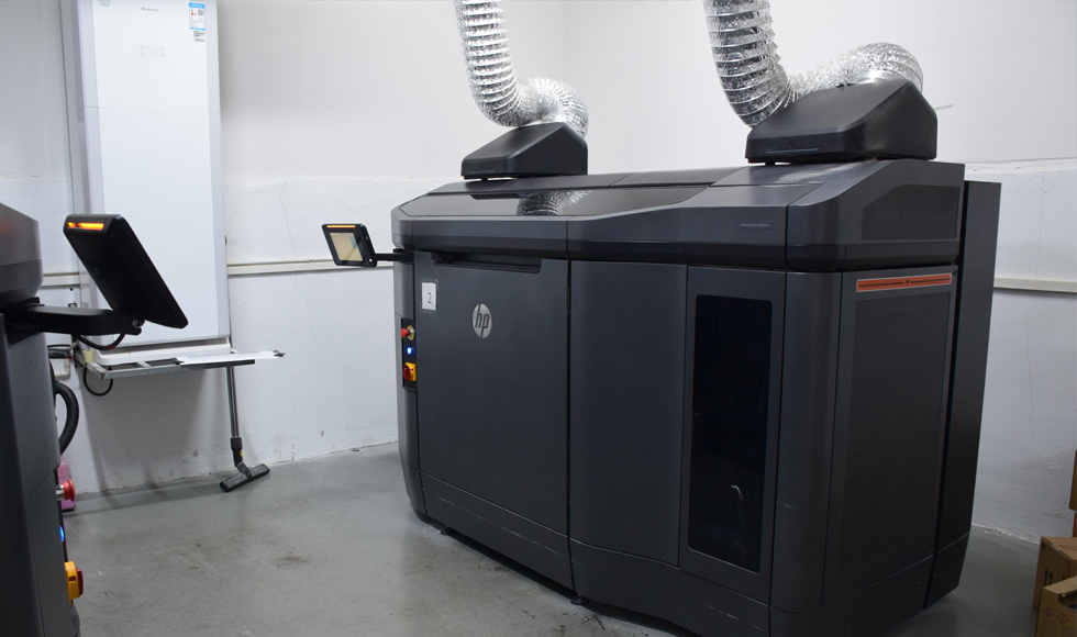 3D printing in color service