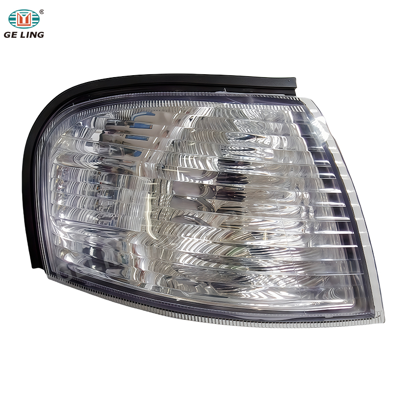 L&aacute;mpara de esquina Nissan Sunny B15
