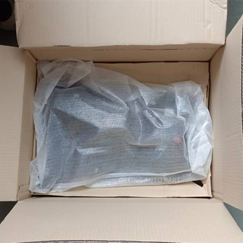 فانوس خلفي هالوجين ميتسوبيشي L200 تريتون 2024