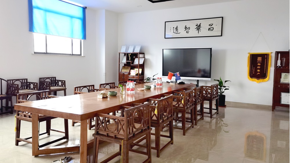 “Changhua” &auml;hli eşik tekiz trikota Mach maşyn zawody