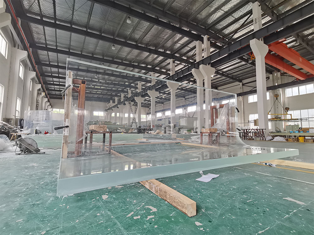 สระรูปตัว L – เลือกรูปทรงของสระในอนาคตของคุณ