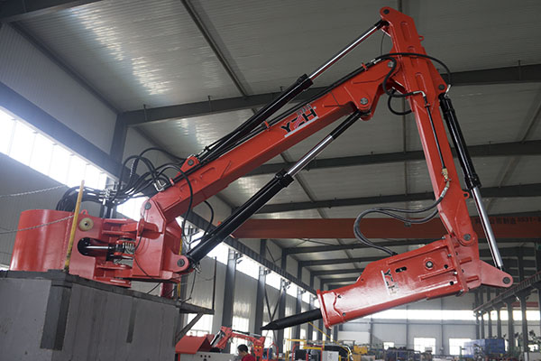 Sistem Boom Pemecah Batu Alas XL1020-3