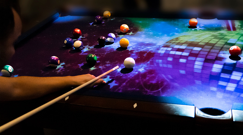 لعبة جهاز عرض طاولة البلياردو