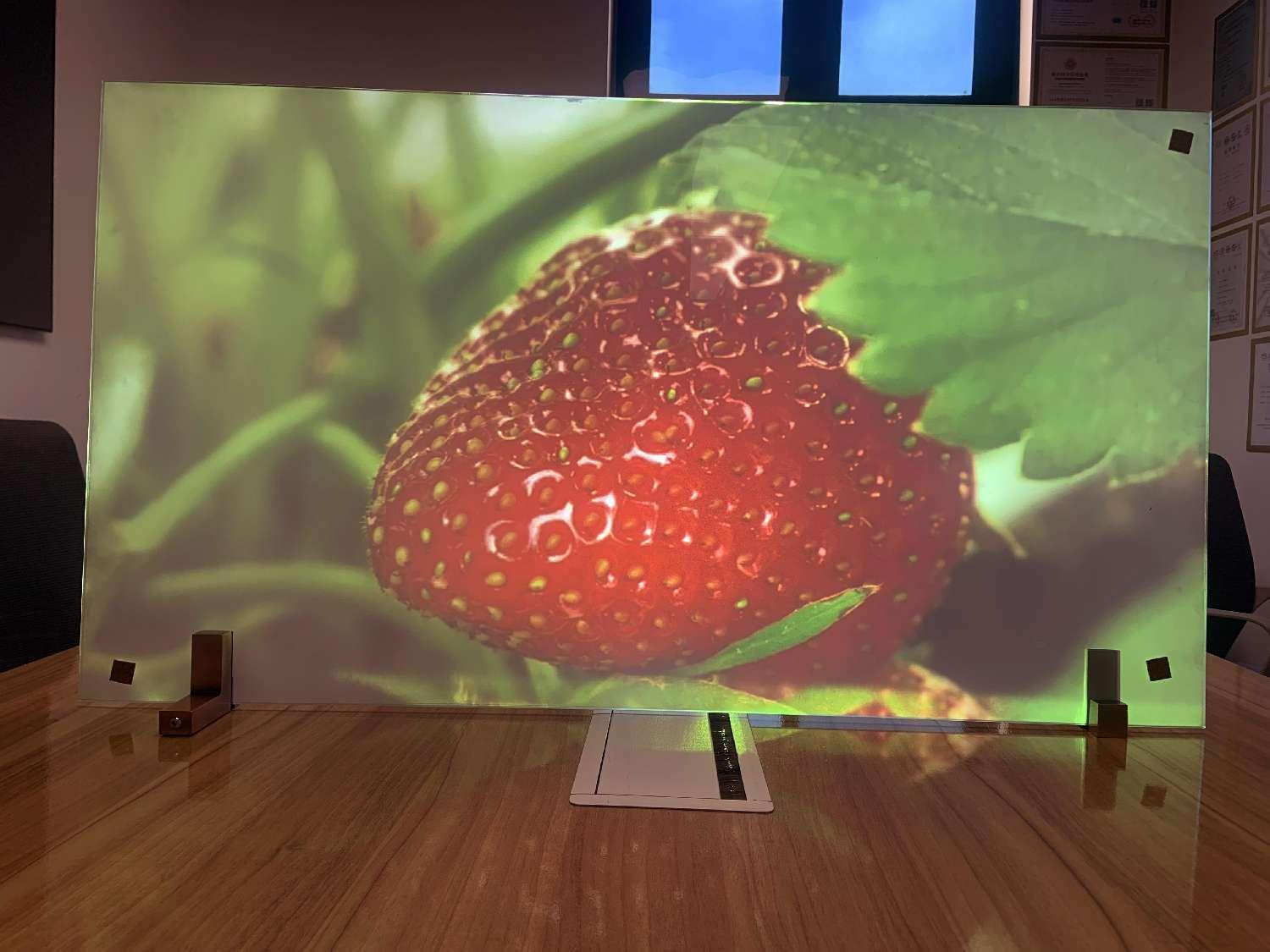 فيلم ثلاثي الأبعاد INTY20 - مع تأثير الضوء