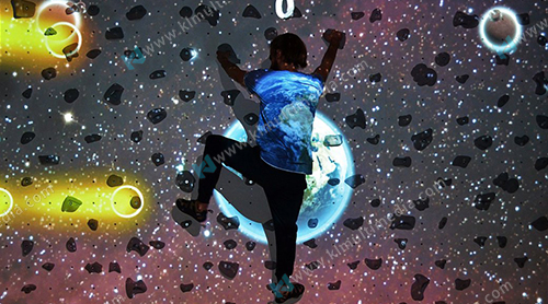 جدار التسلق التفاعلي