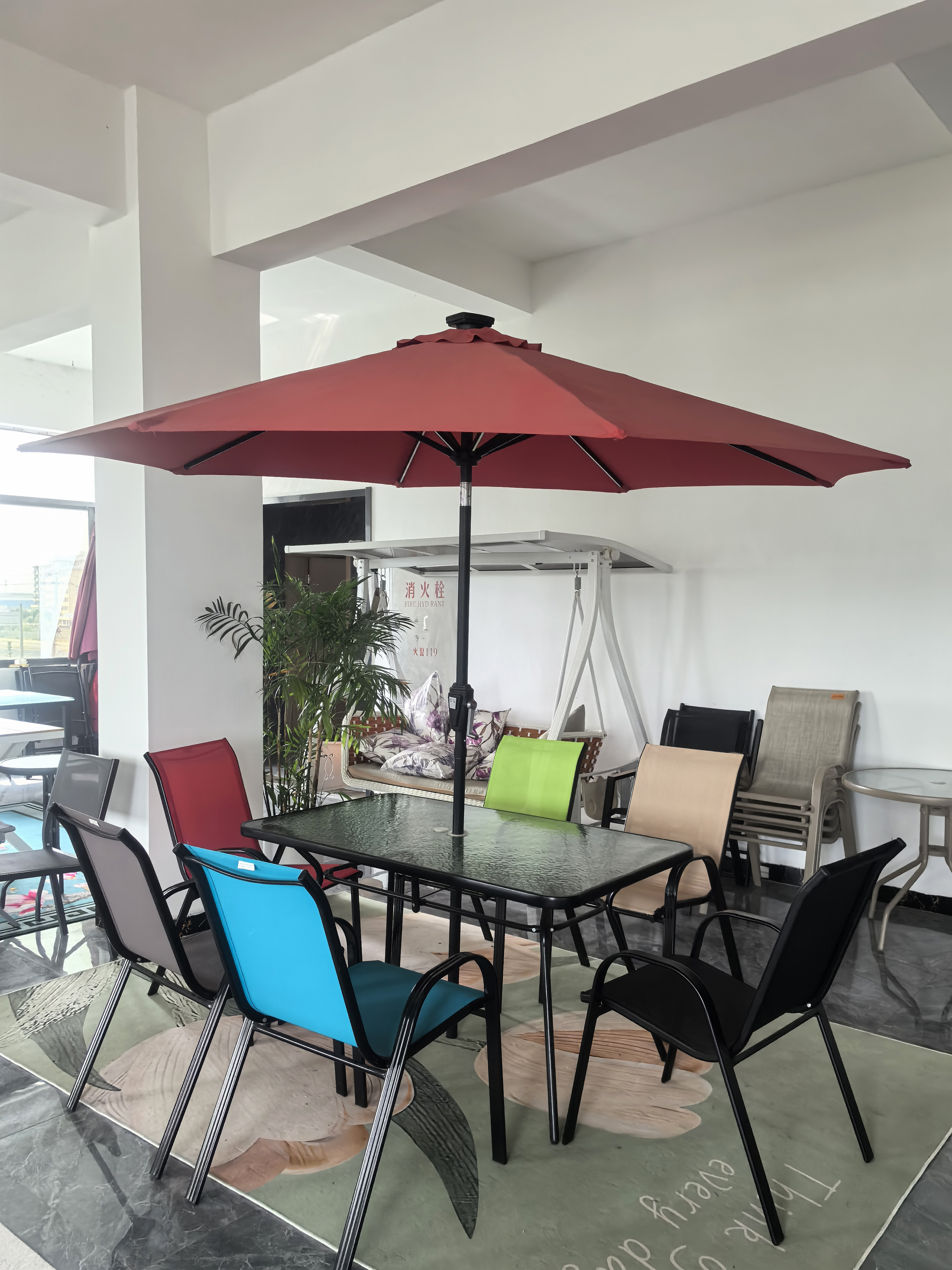 Best Tips for Picking Patterned Outdoor Umbrellas