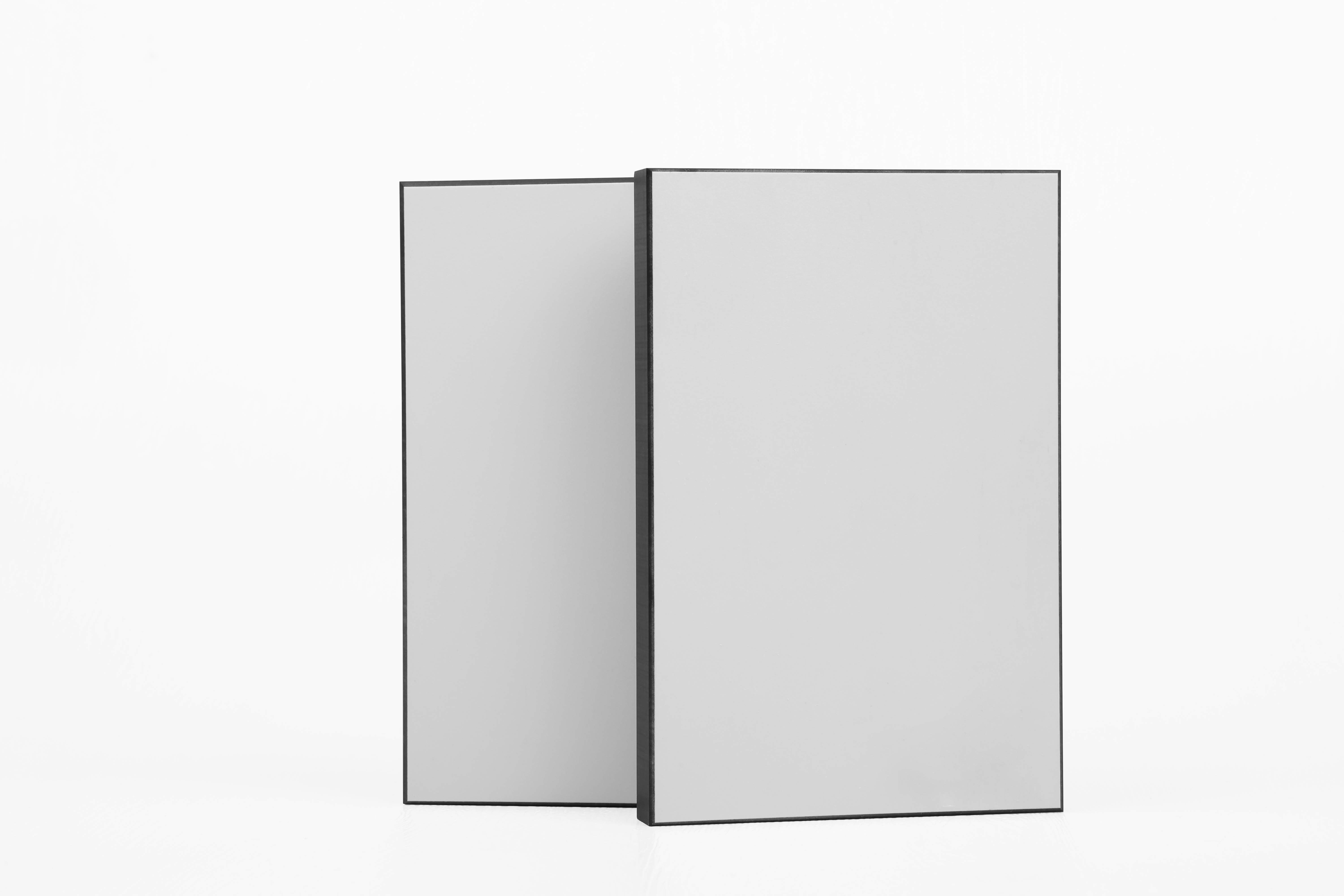 Panels mit chemisch resistenten kompakten Laminat mit probanden