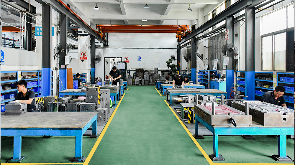 Moules d'injection plastique en provenance de Chine&nbsp;: guide d'importation de l'acheteur