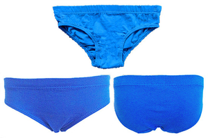 ފެޝަން ބޯއީސް އަންޑަރވޭއާ އެވެ