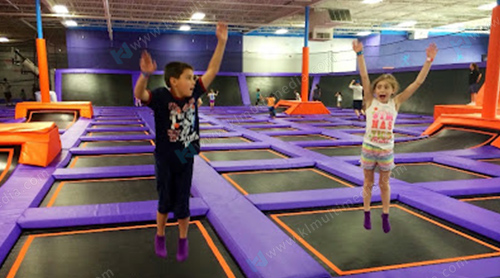 حفلة الترامبولين