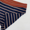 Pantalons curts plans per a home