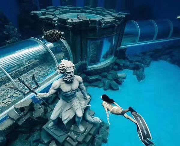 Akrilni tunelski akvarij - LEYU ACRYLIC