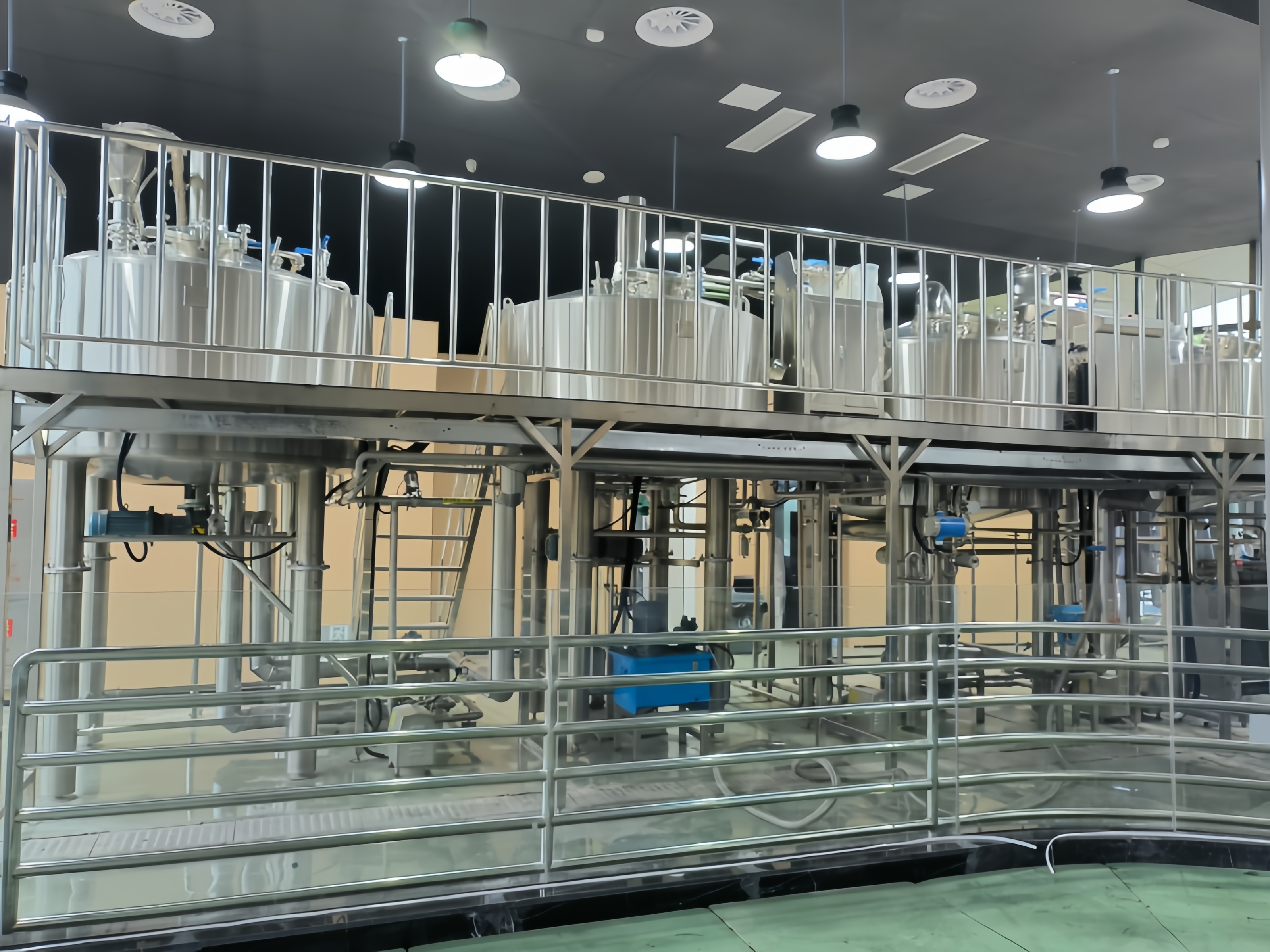 Crafting Consistency and Growth with a CASSMAN 2000L Brewhouse Gumagawa ng Consistency at Growth gamit ang CASSMAN 2000L Brewhouse