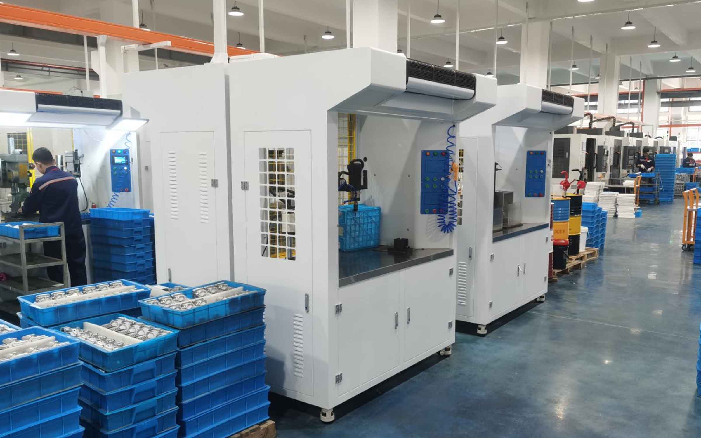 Fertige AC-Kompressoren bereit zum Versand