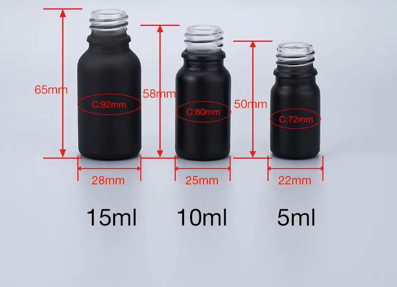 PARAMETER f&uuml;r eine Flasche mit &auml;therischen &Ouml;len aus Braunglas