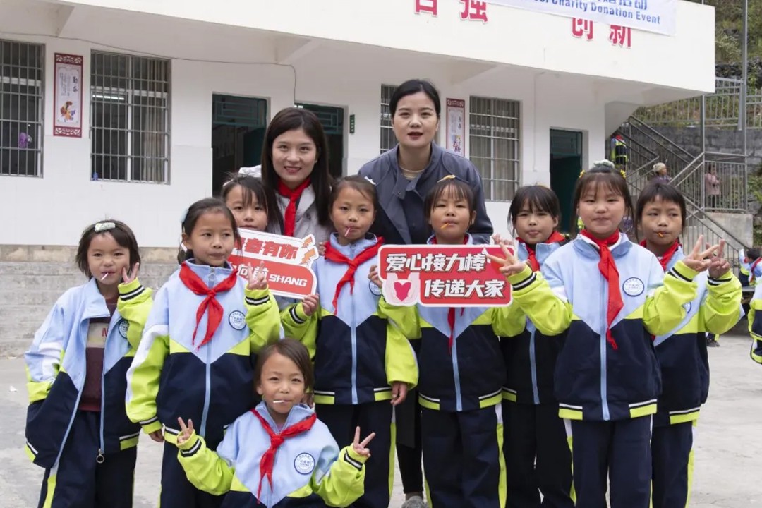 COVNA’s 2023 Hope Primary School Charity Donation Activity (28) Kegiatan Donasi Amal Sekolah Dasar Harapan COVNA 2023 (28)