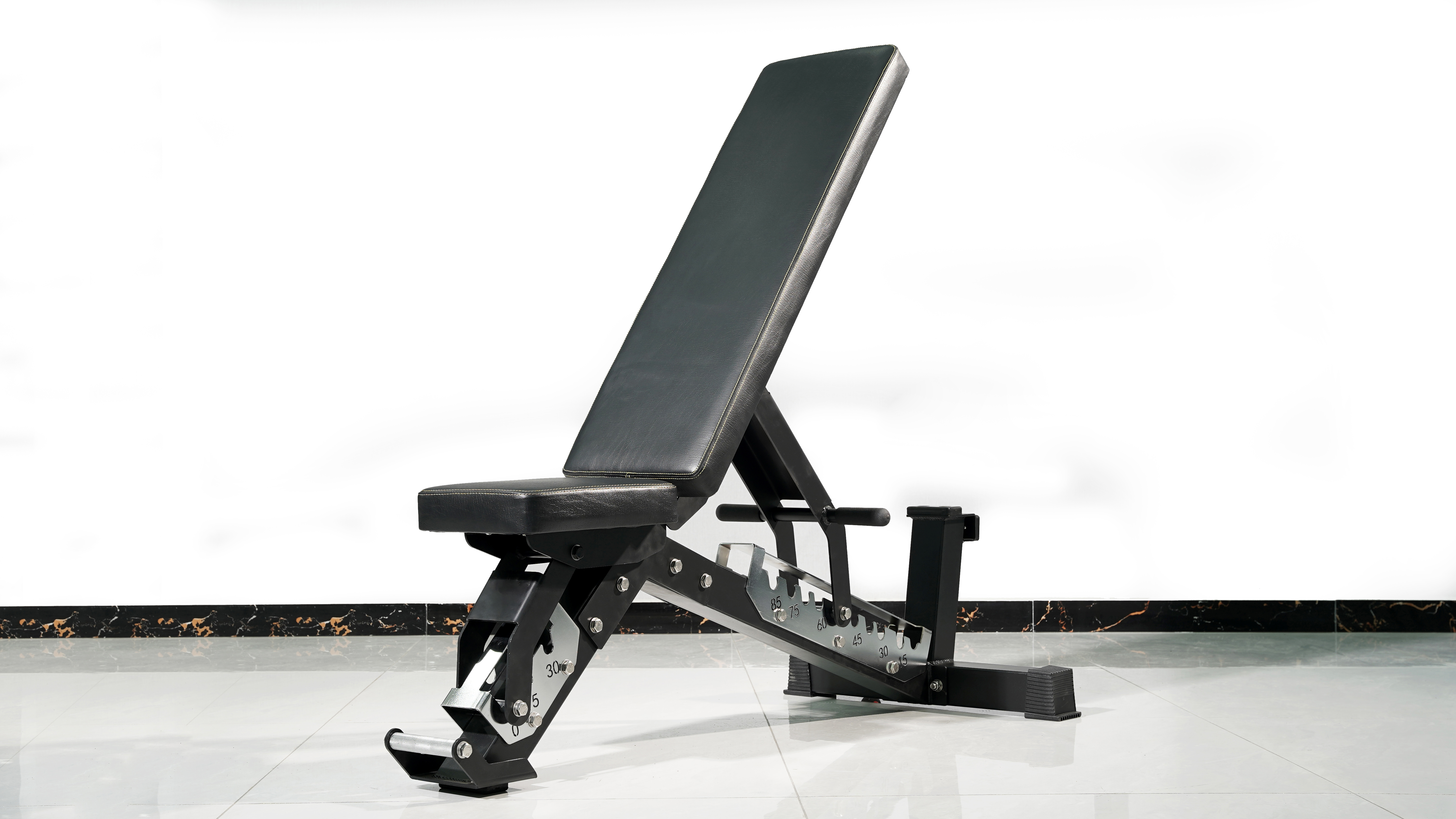 Bench FID azo zahana ara-barotra feno