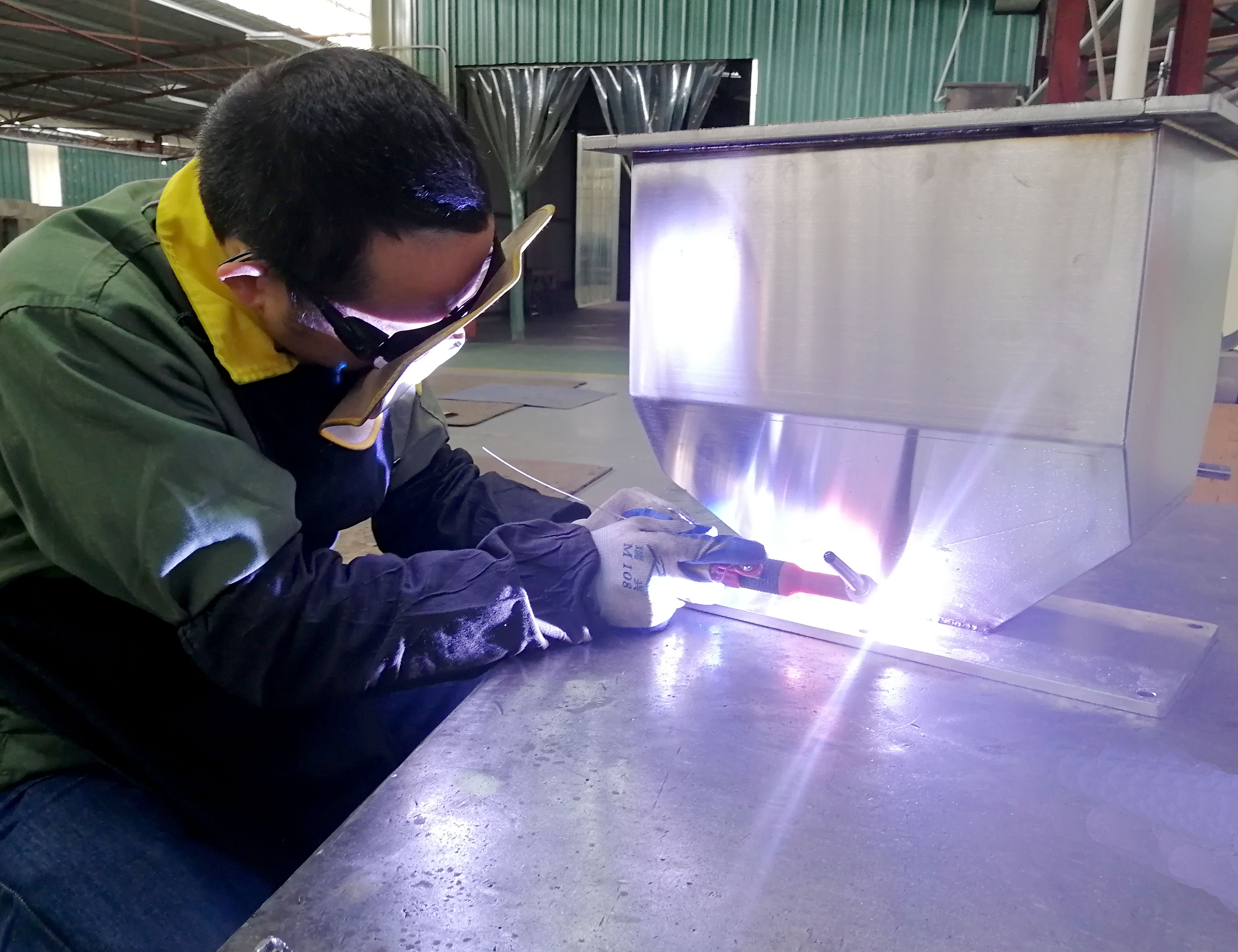 Common Welding Methods for Sheet Metal