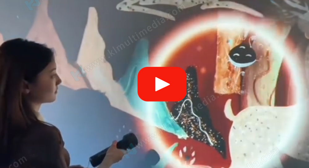 مصباح يدوي لعبة الغابة