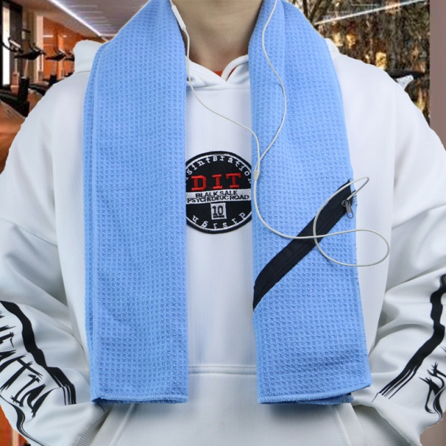 Toalha de gin&aacute;stica waffle de microfibra com bolso com z&iacute;per (2)