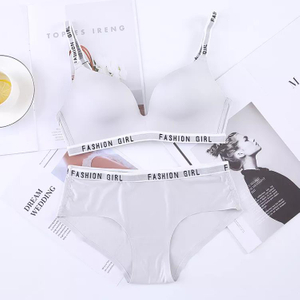 Conjunto de suti&atilde; e calcinha feminino &Iacute;ndia