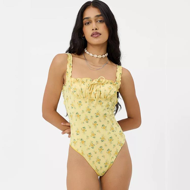 Roztomil&eacute; bavlněn&eacute; d&aacute;msk&eacute; jednod&iacute;ln&eacute; plavky