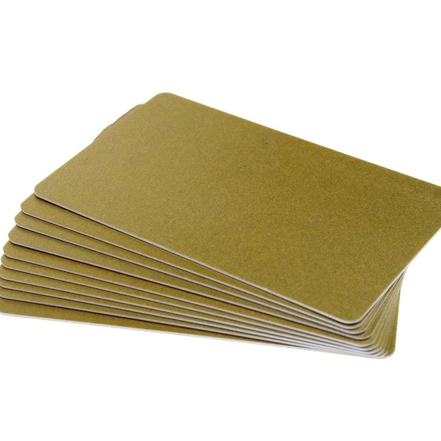 د سرو زرو او سپینو زرو PVC کارتونه