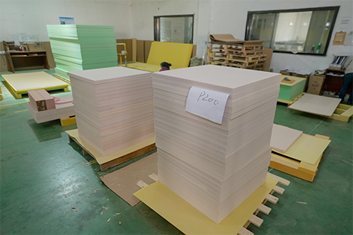 PVCフォームボード の精密な品質管理 |厚さ公差±0.2mm