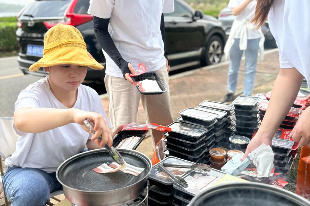 Mencari Ketenangan di Kuil Purba, Membina Perpaduan di Eco-Parks — COVNA Team Building Day (14)