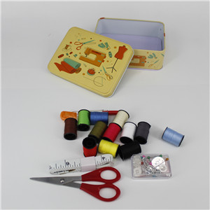 sewing kit 13636