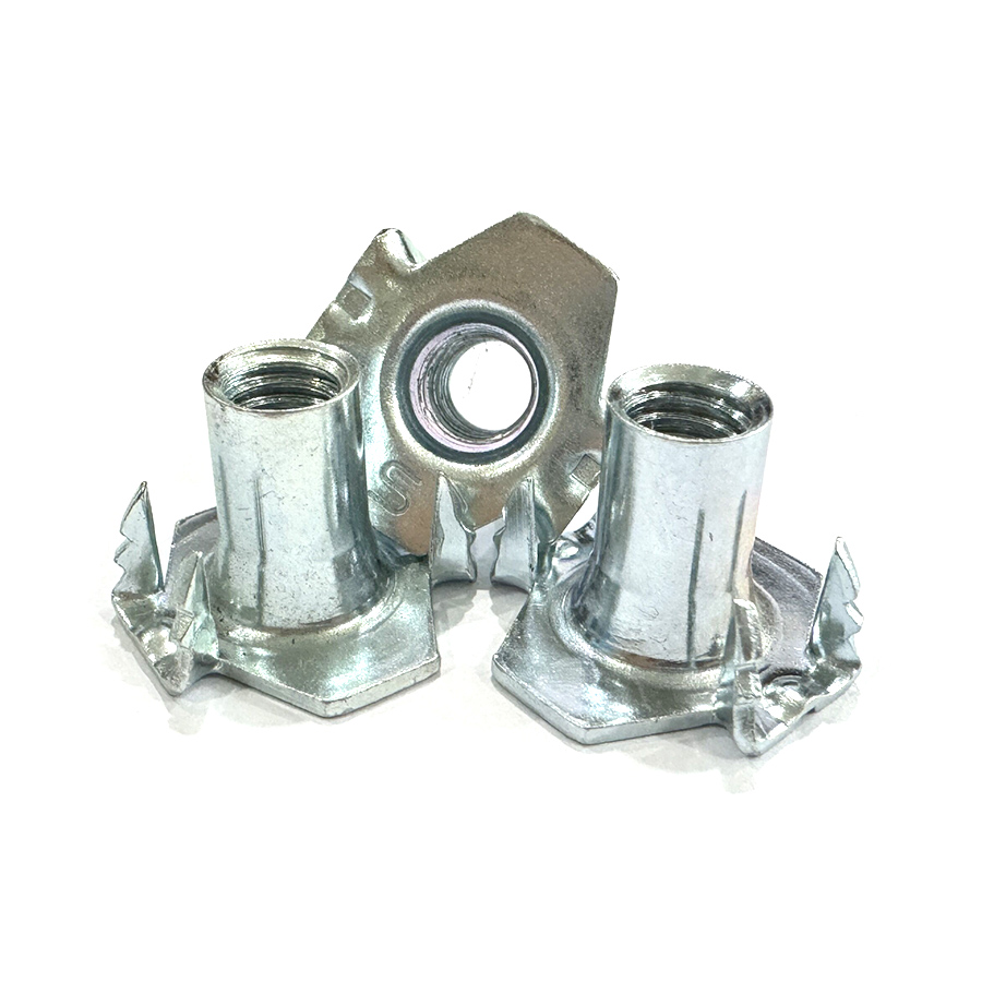 M8 4-Cabang Tee Nut Zink Plated