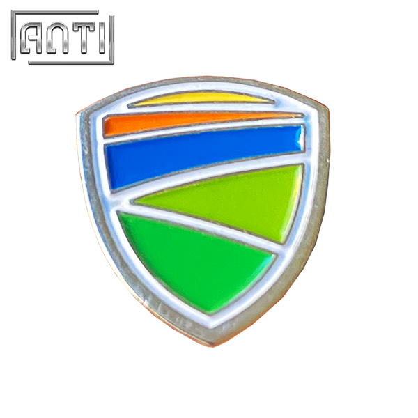Sport simple color badge Plate Silver Soft Enamel Zinc Alloy Lapel Pin With Backing Card Wholesale Manufacturer