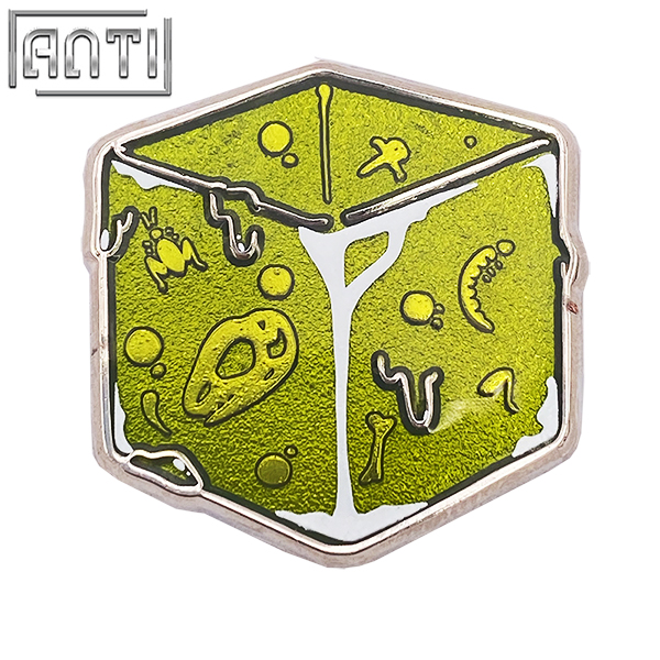 Custom Cartoon Green Cube Lapel Pin Wholesale Manufacturer Kwaii Art Excellent Design Hard Enamel Silver Metal Transparent Badge