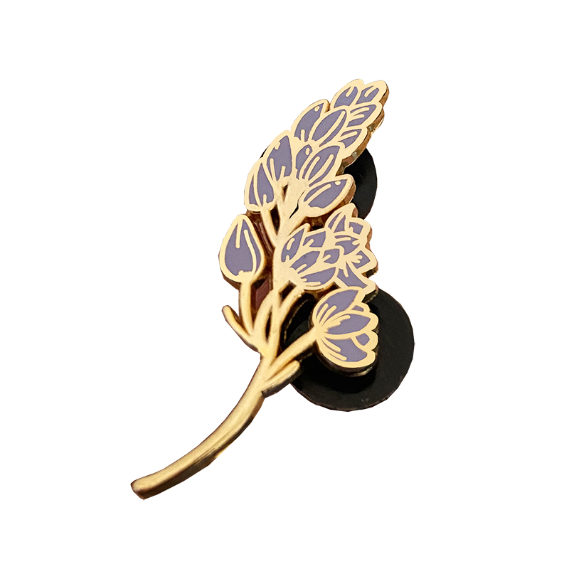Wholesale Refinement Magnificent Purple Beauty Lavender Hard Enamel Zinc Alloy Lapel Pin