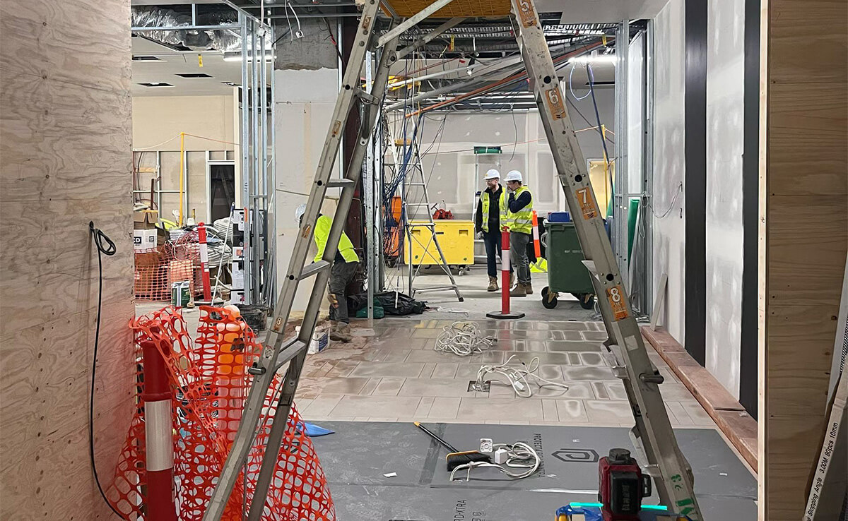 Team di coordinamento e installazione in loco nel progetto alberghiero internazionale FF&E