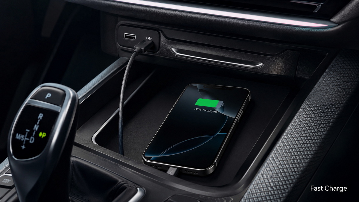 Автомобильное USB-подключение