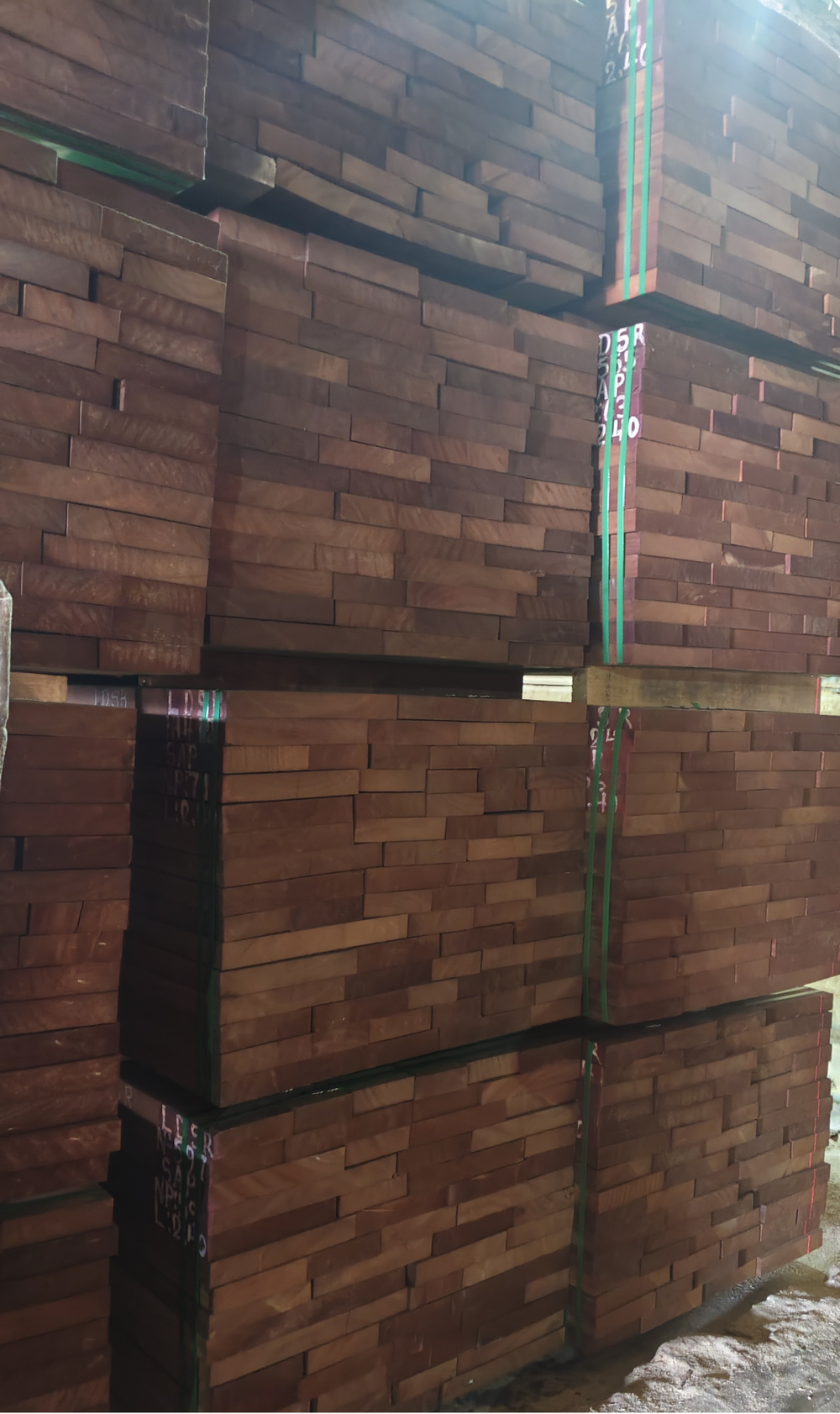 Madera de Sapeli (2)