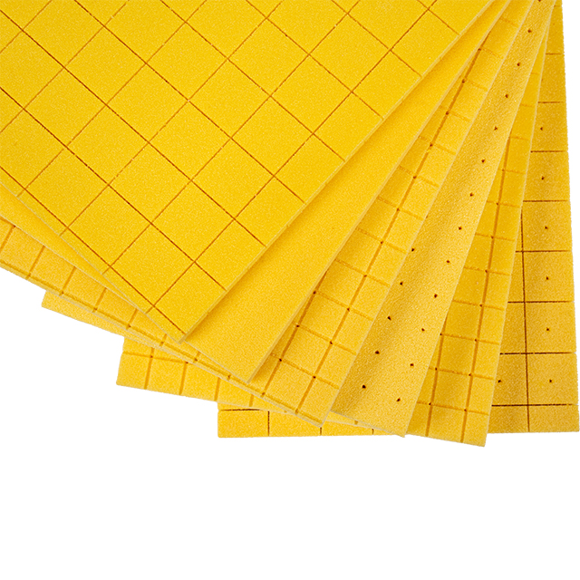 StruCell P60 structurel noyau en mousse PVC plaques , rainur&eacute; et perfor&eacute;, pour la construction de bateaux et la flottaison peu profonde