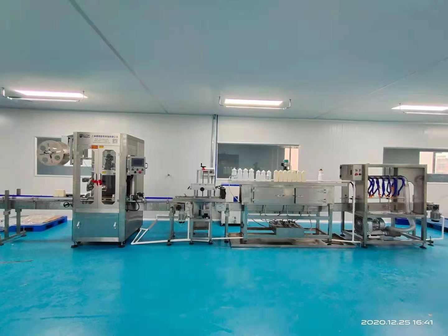Automatische Schrumpfschlauch-Etikettiermaschine YCT-100 (1).jpg