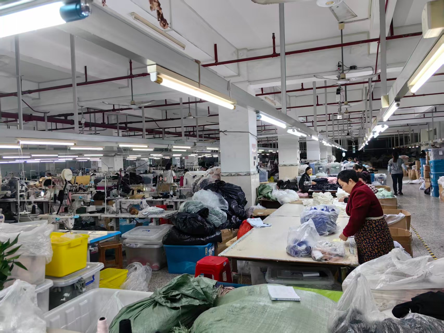 Gu&iacute;a de abastecimiento de ropa interior de &eacute;poca: c&oacute;mo distinguir una f&aacute;brica de un intermediario en Alibaba