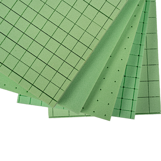 StruCell P80 structurel noyau en mousse PVC plaques , rainur&eacute; et perfor&eacute;, fourni pour la flottabilit&eacute; et industrie marine &acirc;mes sandwich